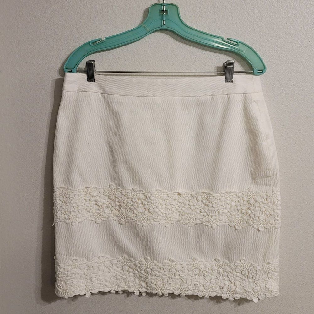 NWT-LOFT Ivory Floral Applique Pencil Skirt Sz 10
